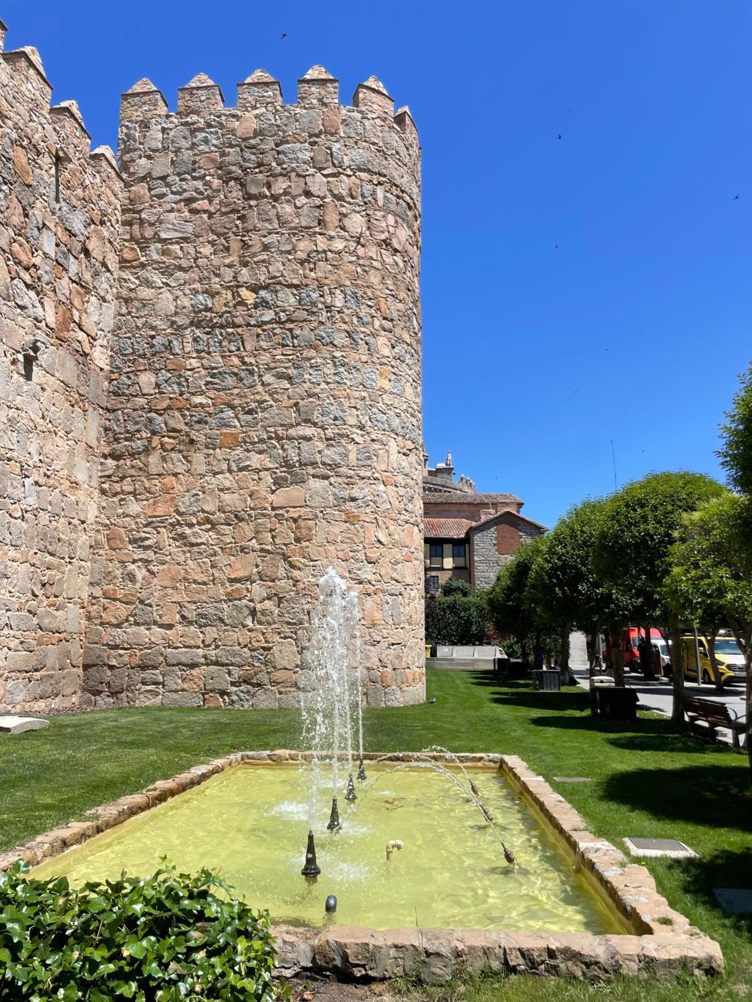 El Balcon De La Muralla Ávila Exteriör bild